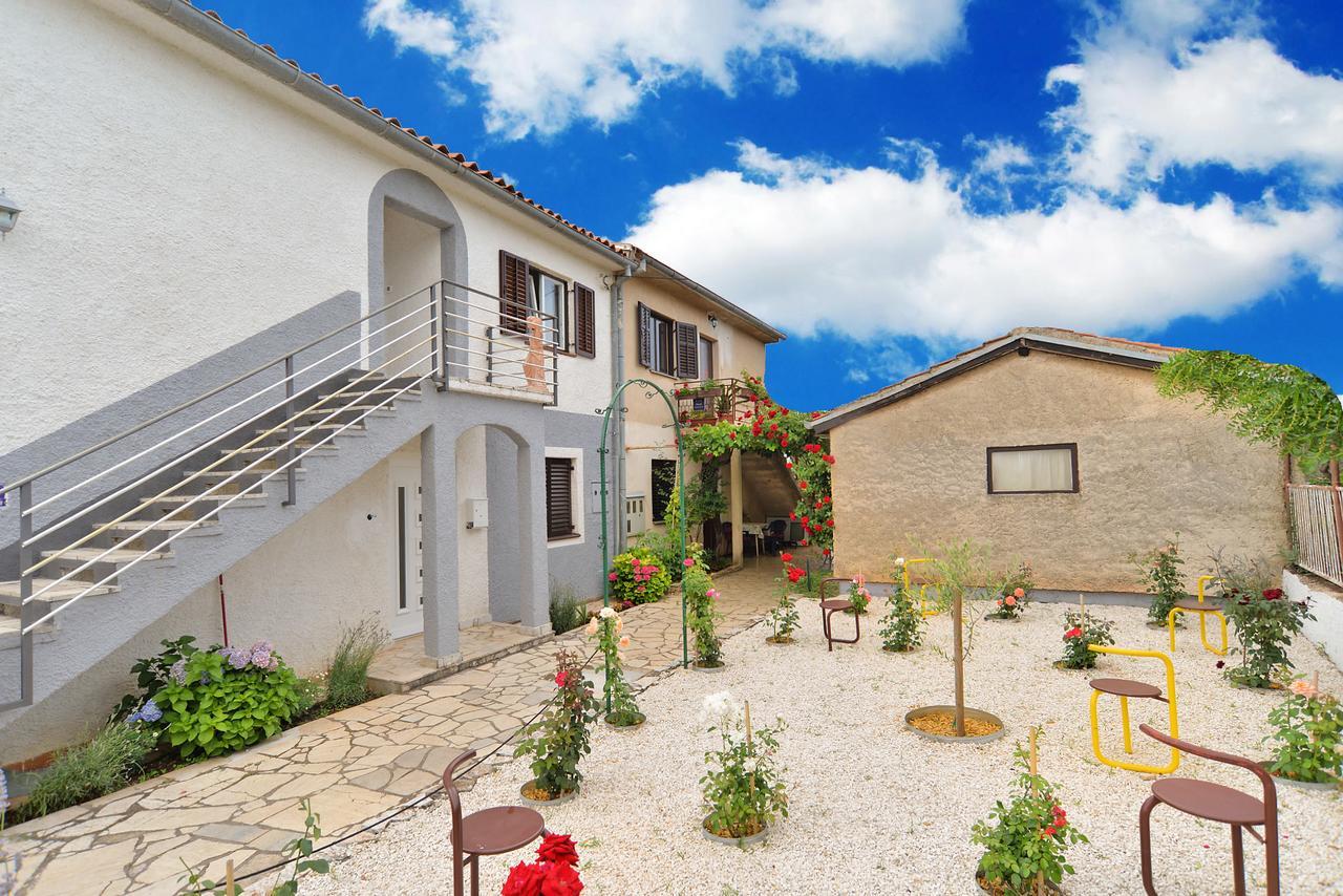 Apartments Dino 1700 Fažana Exterior foto